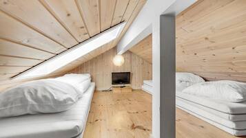 5 habitaciones, cuna de viaje y wifi gratis