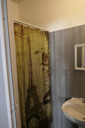 Superior Apartment, 2 Bedrooms (2) | Bathroom - Le Calme a Temara (Temara)