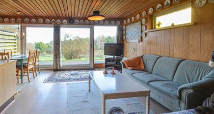 2 bedroom beautiful home in Fur