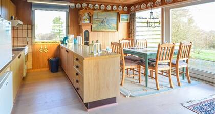 2 bedroom beautiful home in Fur