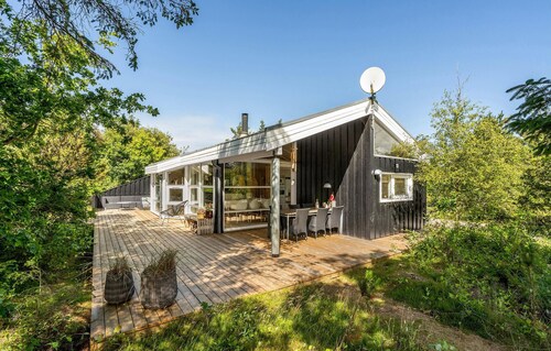 Awesome home in Vestervig with sauna