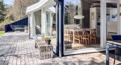 Awesome home in Vestervig with sauna