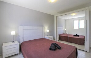 5 chambres, lit de bébé portatif, accès au Wi-Fi (inclus)