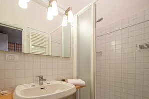 Bathroom - Casa Sole by Mmega (Florence)