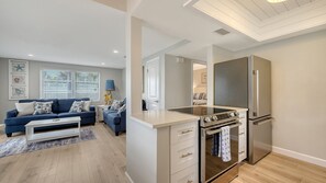 Interior - One Bedroom - Ground Floor Condo - Heated Pool - Siesta Key Village (Siesta Key)