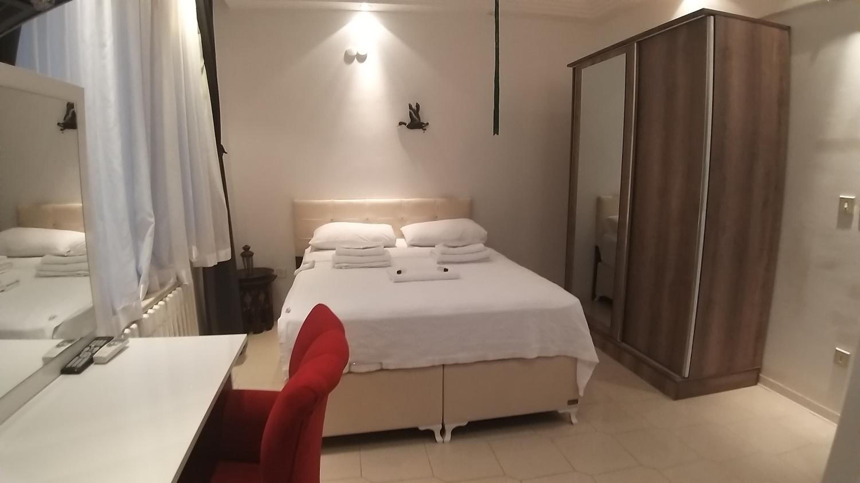 免费 WiFi、床单