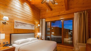 Swiss, Villa, 1 King Bed, Mountain View | In-room safe, blackout drapes, soundproofing, WiFi (free) - Swissôtel Resort Changbaishan (Baishan)