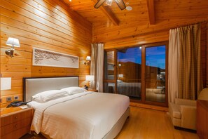 Swiss, 別墅, 1 張特大雙人床, 山景 | 房內夾萬、獨特設計、獨特裝修、遮光窗簾/窗簾