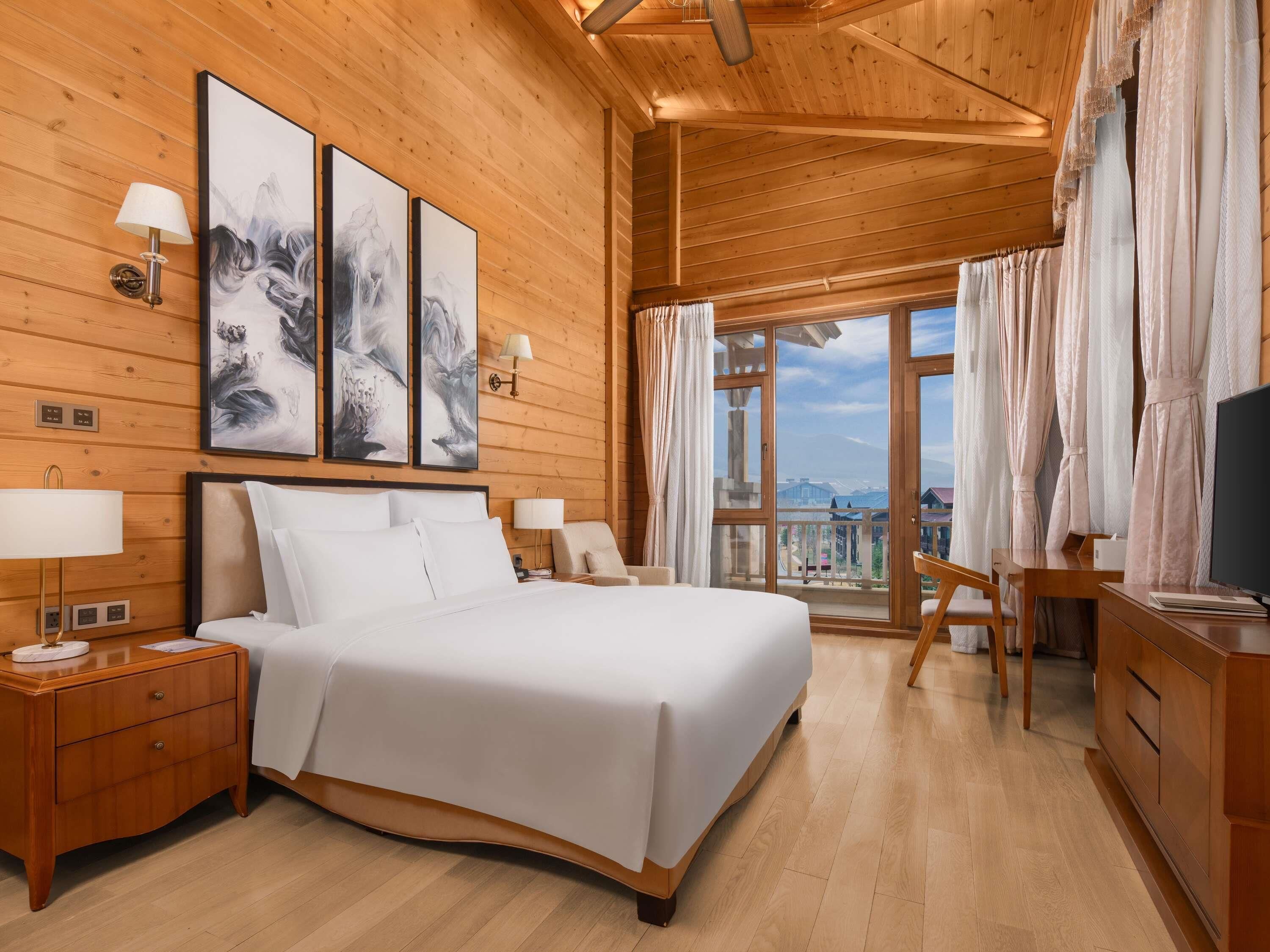 Swiss, Family Villa, Multiple Beds, Mountain View