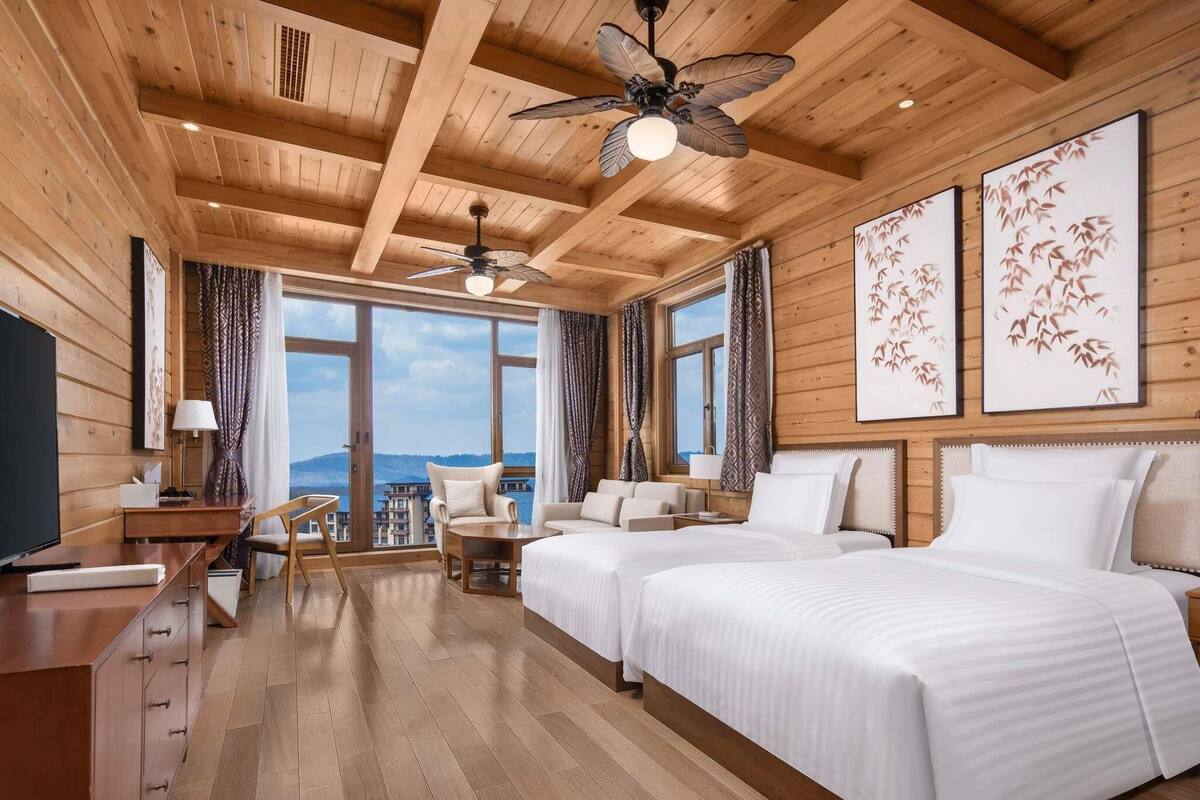 Swiss, Villa, 2 Single Beds, Mountain View