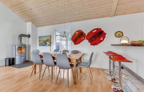 Dining - 2 bedroom beautiful home in Skjern (Skjern)