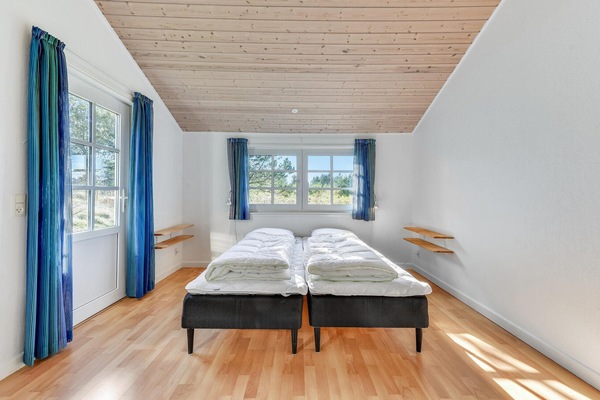 2 Schlafzimmer, Reisekinderbett, kostenloses WLAN