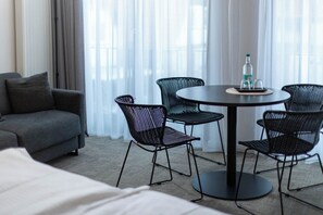Studio Suite | Desk, blackout drapes, free WiFi, bed sheets - Wertschätzer Hotel - Krumme Str. (Detmold)