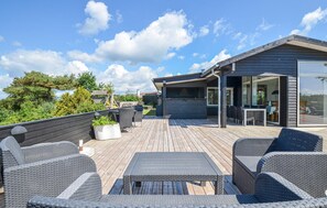 Terrace/patio - Gorgeous home in Knebel with sauna (Knebel)