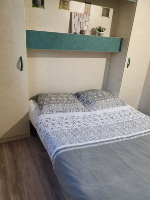 2 chambres, fer et planche à repasser, Wi-Fi
