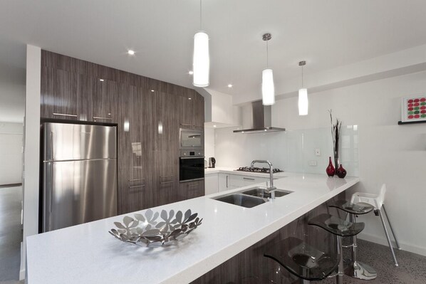 Premium Townhome | Private kitchen