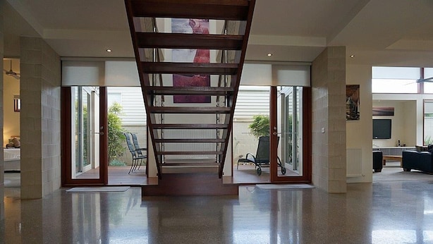 Unclassified image, 1 of 22, button - Beach Haven (Point Lonsdale)