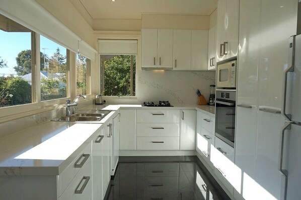 Fridge, microwave, oven, dishwasher