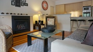 TV - Sea Pup (Queenscliff)