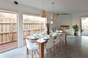 In-room dining - Taworri (Queenscliff)