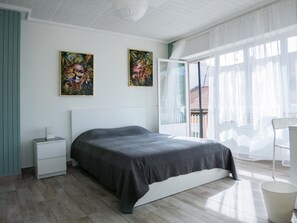 7 bedrooms, WiFi
