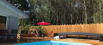 Near Soulac/mer 50M² air-conditioned chalet with private heated indoor pool