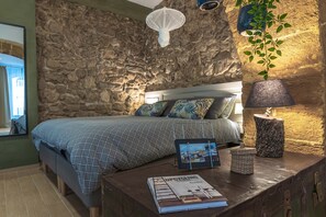 1 chambre, coffres-forts dans les chambres, bureau