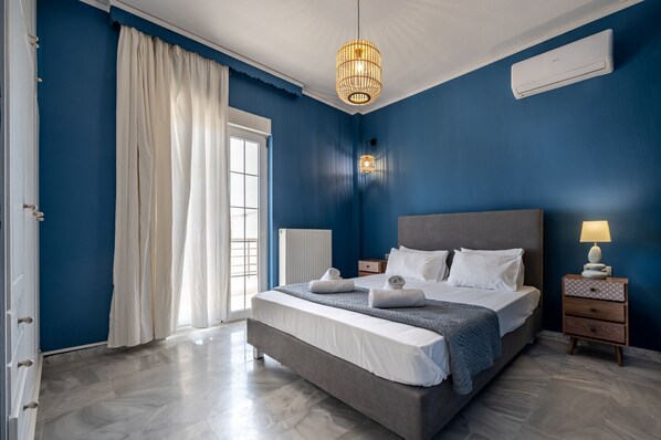 1 bedroom, in-room safe, iron/ironing board, free WiFi