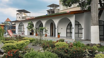 Bahagian luar