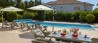 Pervolia Nirides Seaside Mansion 7