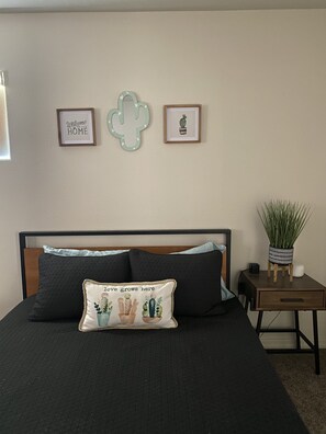 3 chambres, fer et planche Ă repasser, Wi-Fi gratuit, draps fournis