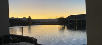 WELCOME HOME SNOWBIRDS! Waterfront property in the beautiful Los Lagos Community