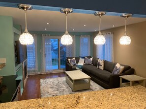 智能电视、壁炉