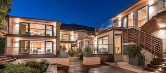 SA Beach #9 by Stay Awhile Villas