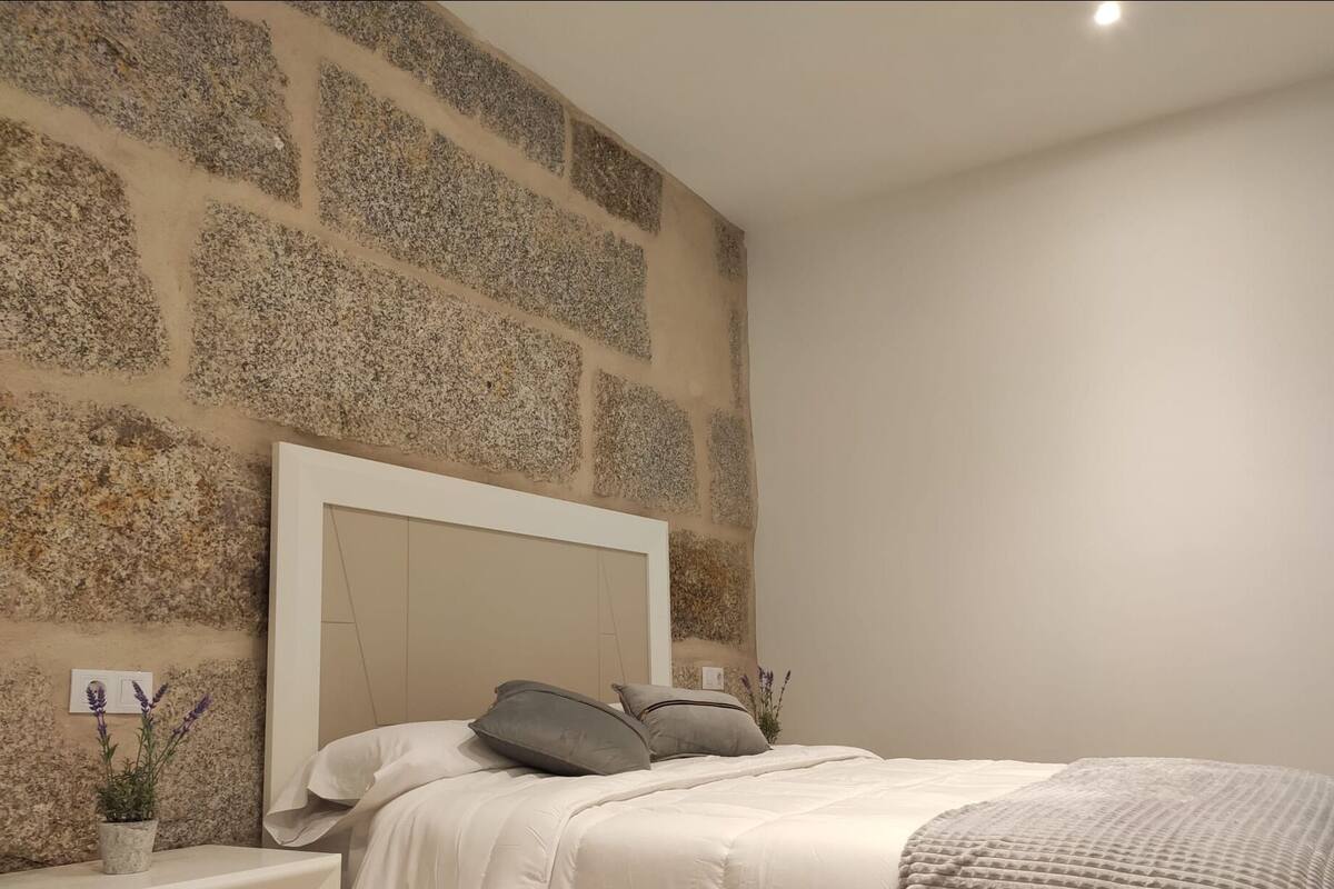 2 habitaciones, decoración personalizada y escritorio