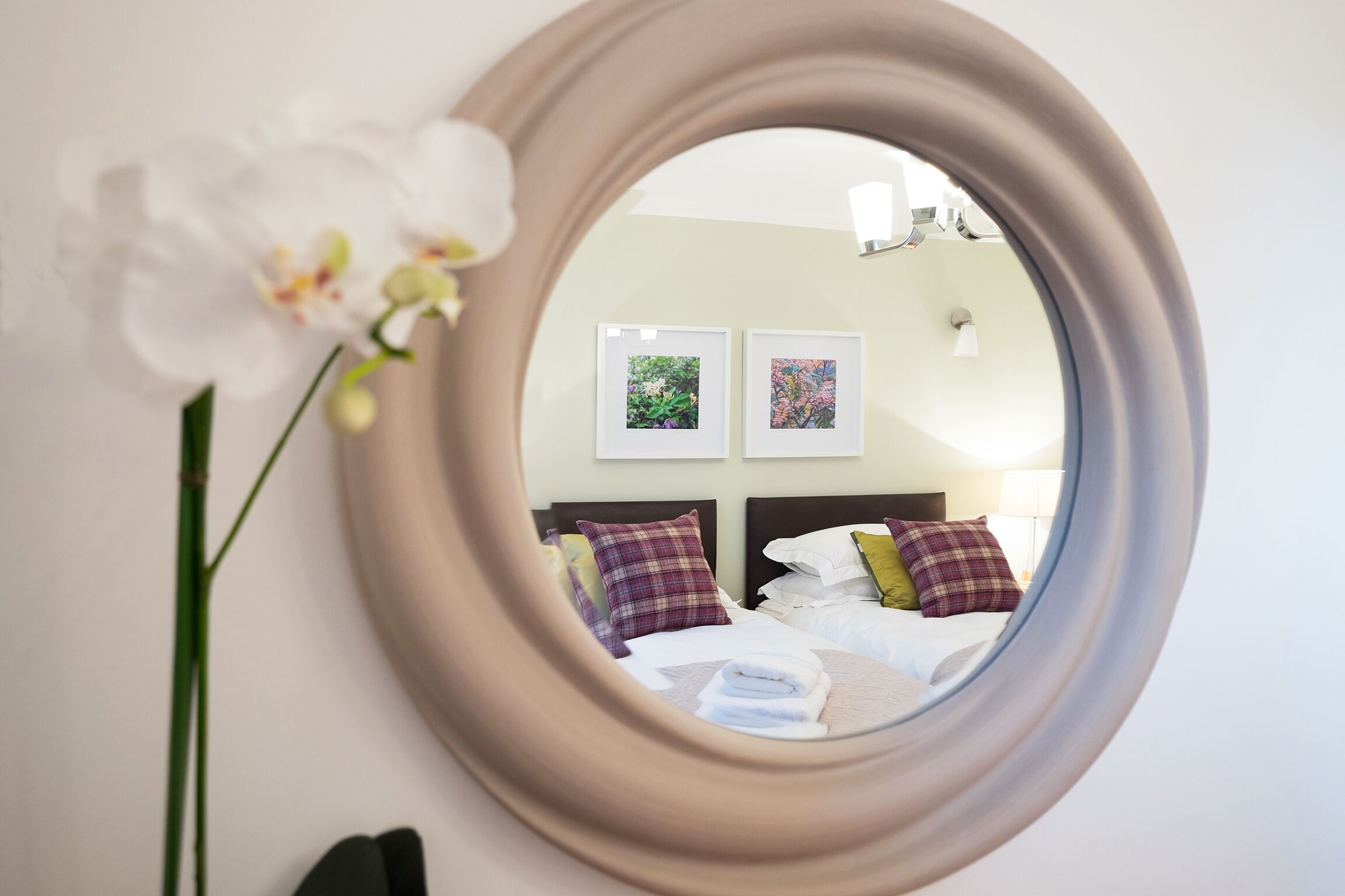 3 bedrooms, iron/ironing board, travel cot, WiFi