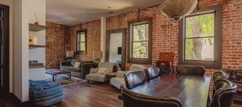 SLO Brew Lofts - Voyager with Rooftop Deck3 Bedroom