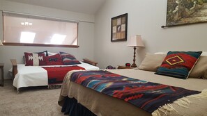 2 chambres, fer et planche à repasser, Wi-Fi, literie fournie