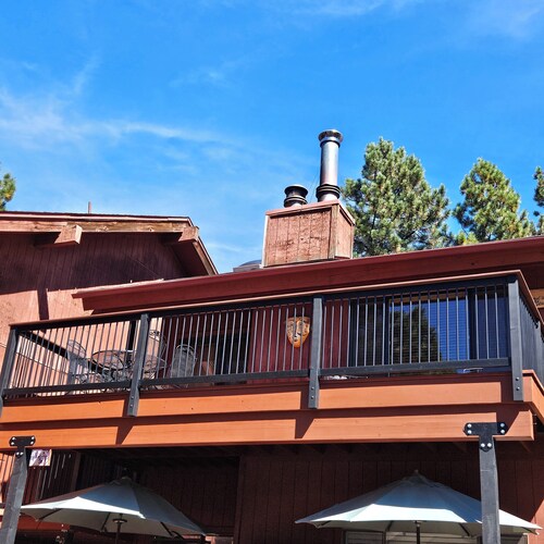 Close to the Lifts, Sleeps Up to 8, Large Deck with views of the Ski Mountain