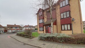 Uklassifisert bilde, 3 av 7, knapp