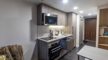 Fridge, microwave, oven, electric kettle