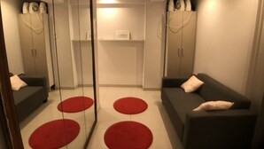 Interior entrance - Ruzafa Rooms (Valencia)
