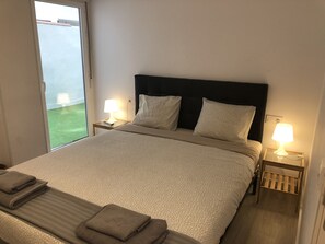 Standard Double Room | Free WiFi