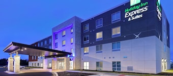 Holiday Inn Express & Suites Ottawa by IHG