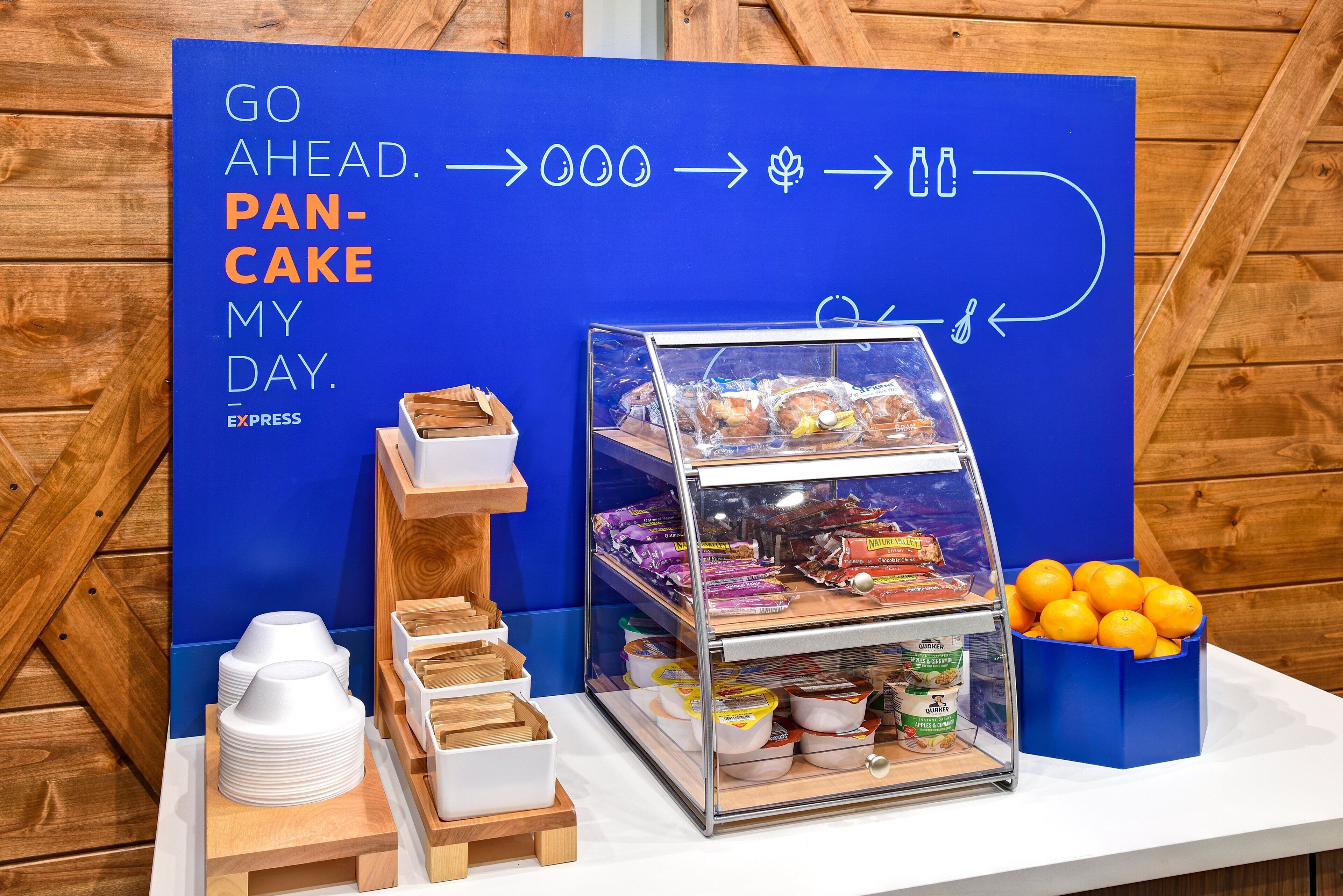 free daily full breakfast