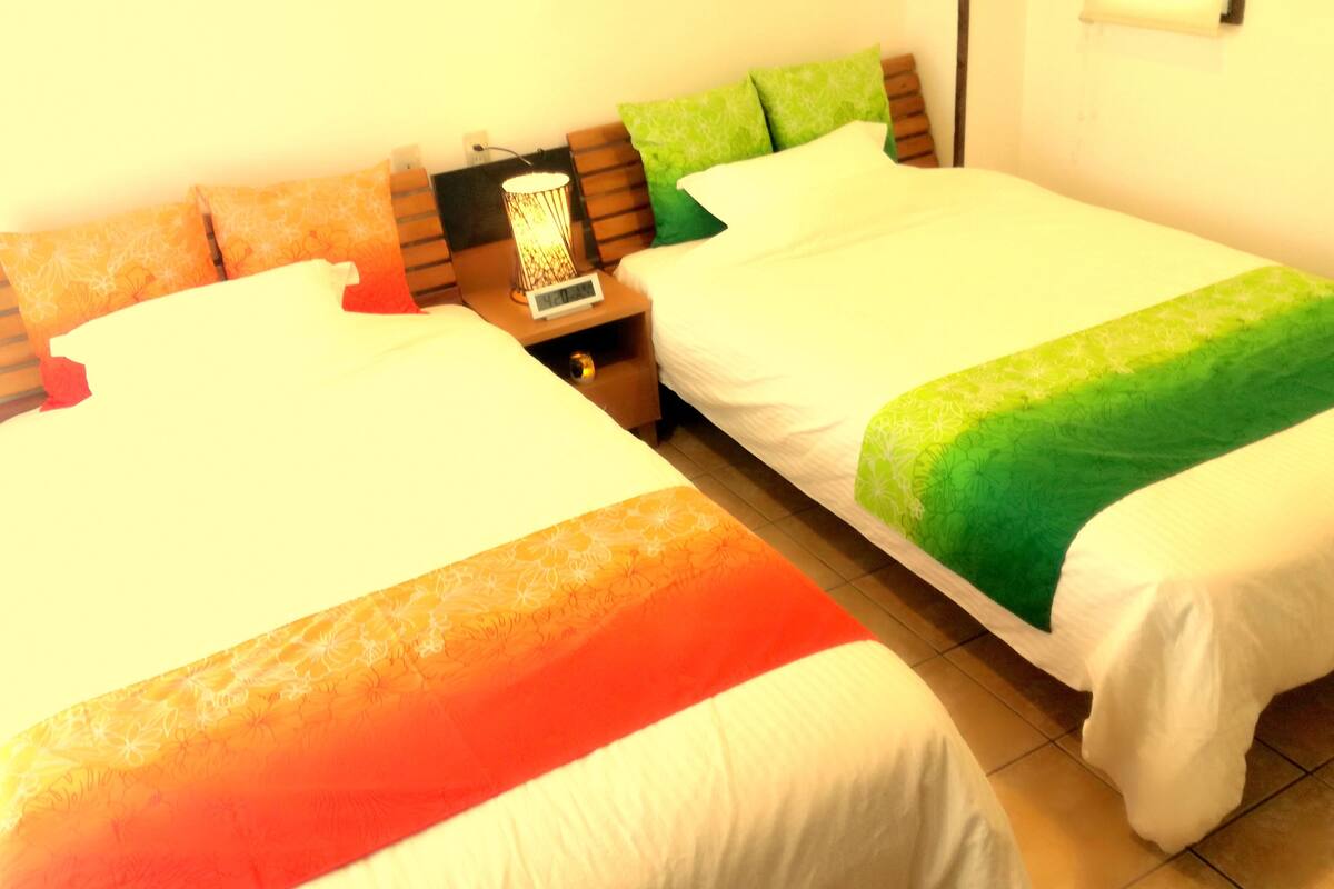 Cottage (B) | 1 bedroom, down comforters, desk, WiFi (free)