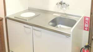 Cottage (A) | Private kitchenette - Cottage Marine Road (Ishigaki)