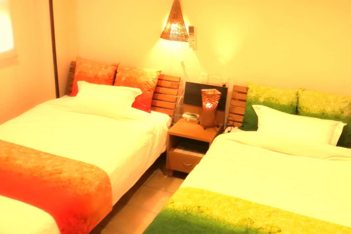 Cottage (A) | 1 bedroom, down comforters, individually decorated