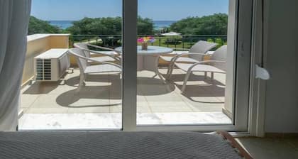 Oceanfront Private Villa in the heart of Corfu in Barbati