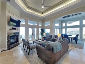 Nhà (4 Bedrooms) | Tiện nghi, dịch vụ nơi lưu trú